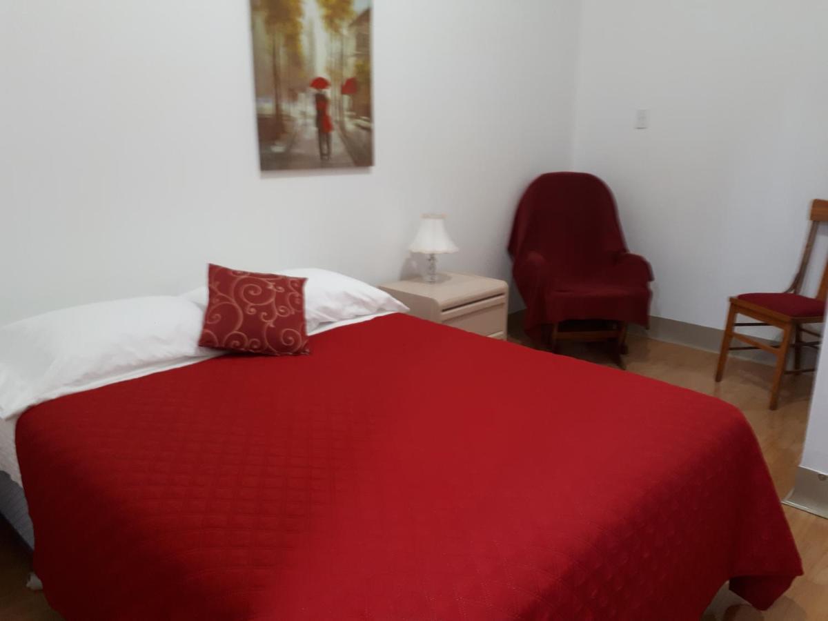 Mhotel Domaine L'Envolee- Maison Fleurie Викториавил Екстериор снимка
