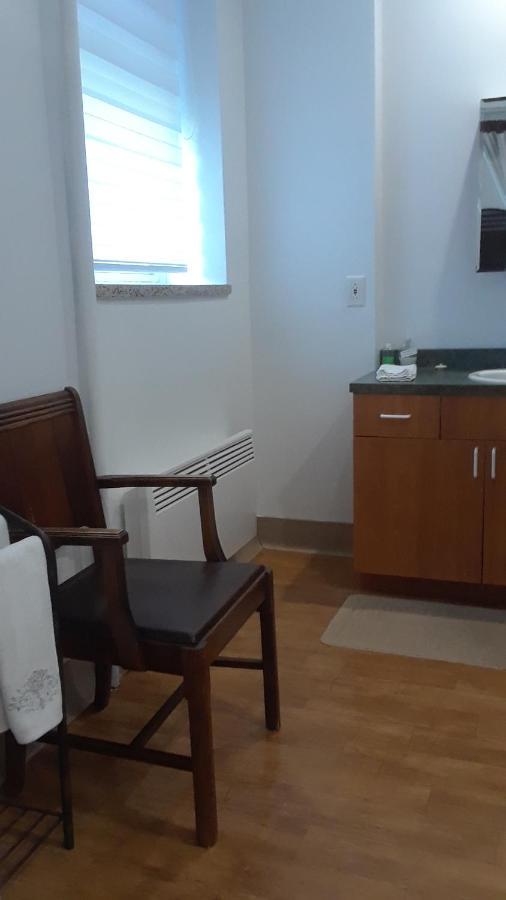 Mhotel Domaine L'Envolee- Maison Fleurie Викториавил Екстериор снимка